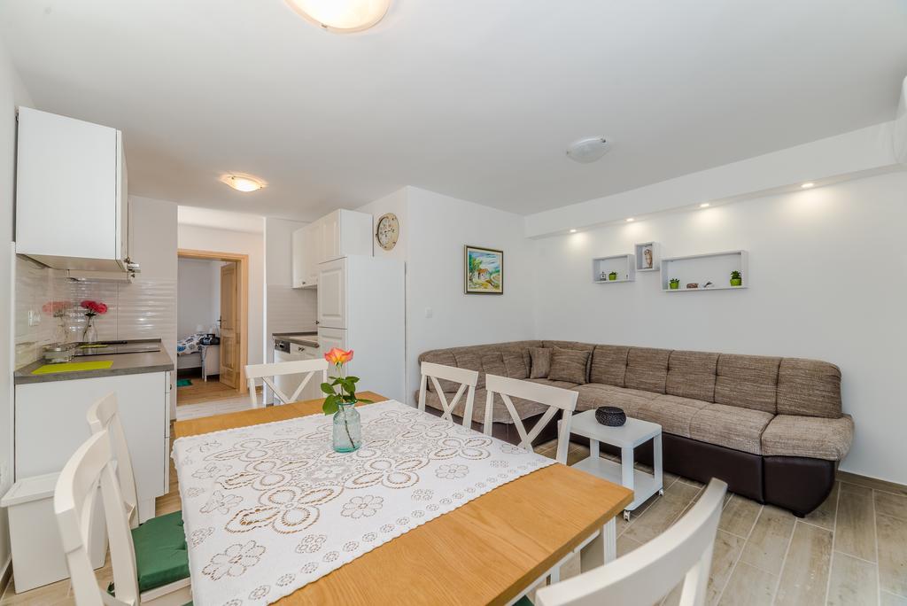 Apartment Robinson Podvrsje Екстериор снимка