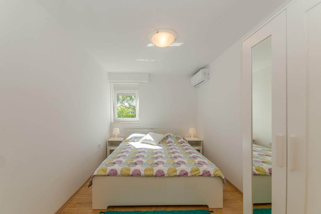 Apartment Robinson Podvrsje Екстериор снимка