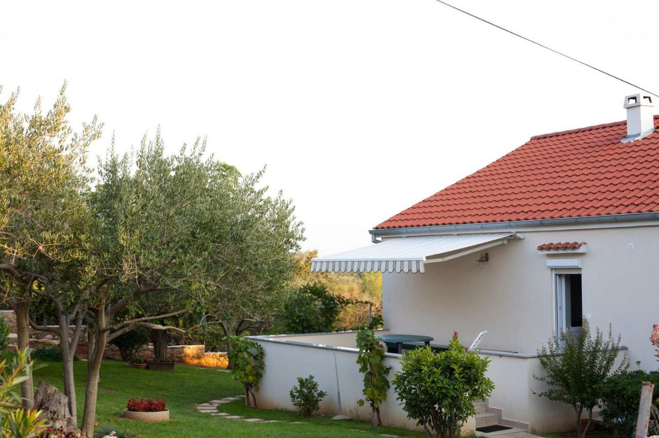 Apartment Robinson Podvrsje Екстериор снимка