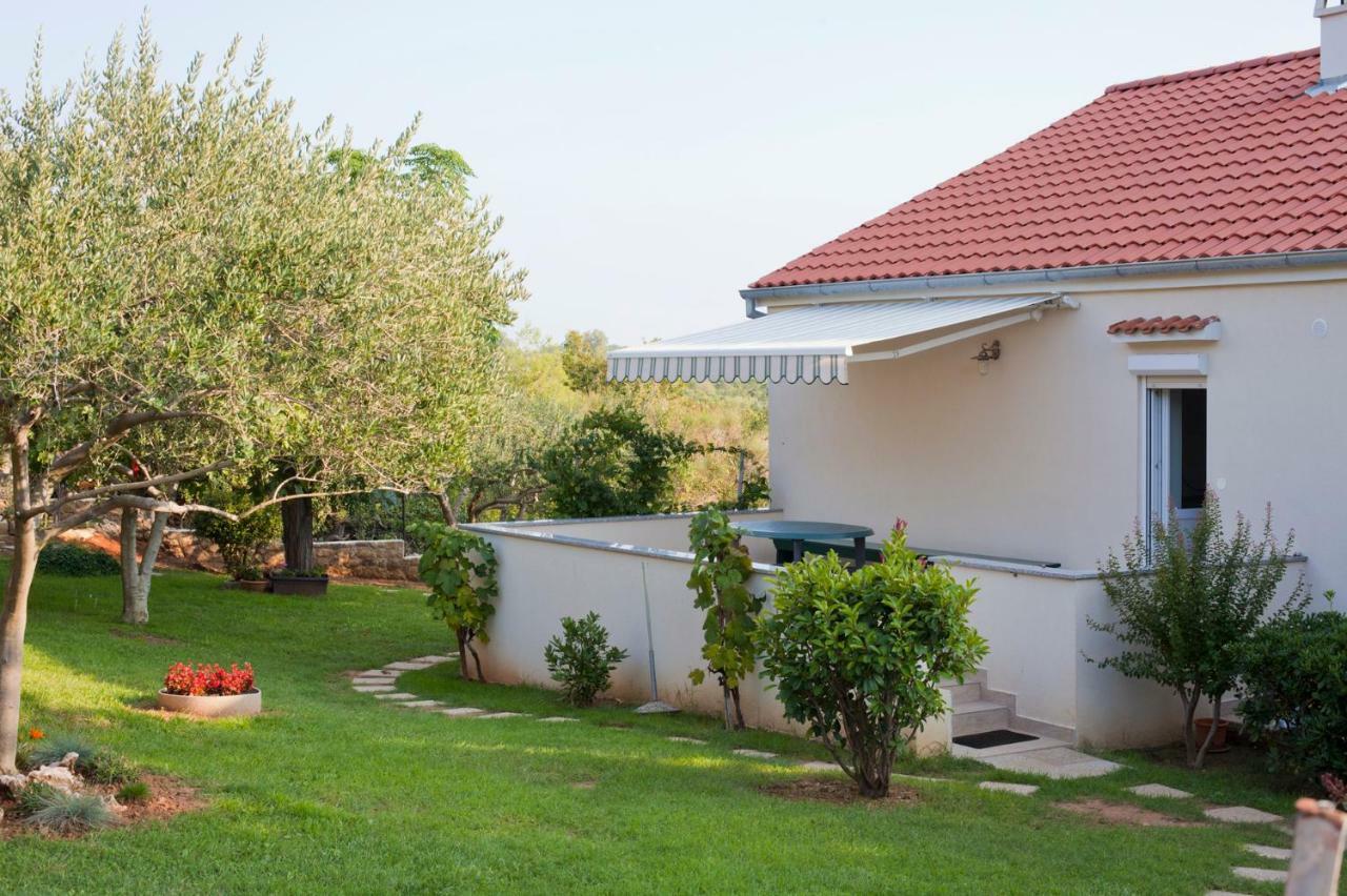 Apartment Robinson Podvrsje Екстериор снимка